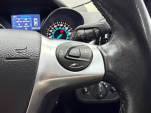 Used 2014 Ford Kuga Titanium Green - Interior and Exterior details 19