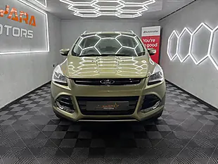 Used 2014 Ford Kuga Titanium Green - Interior and Exterior details 3