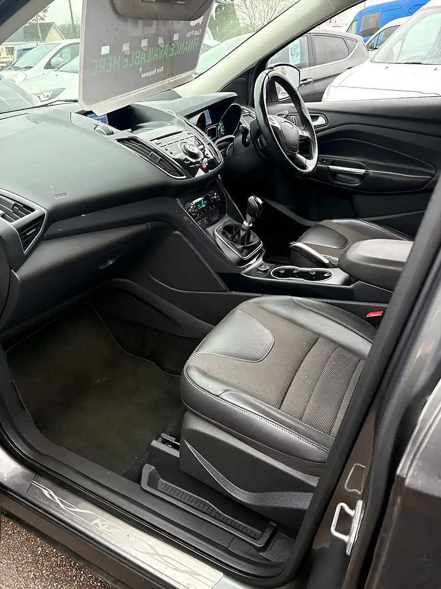 Used 2014 Ford Kuga Titanium Grey - Interior and Exterior details 5
