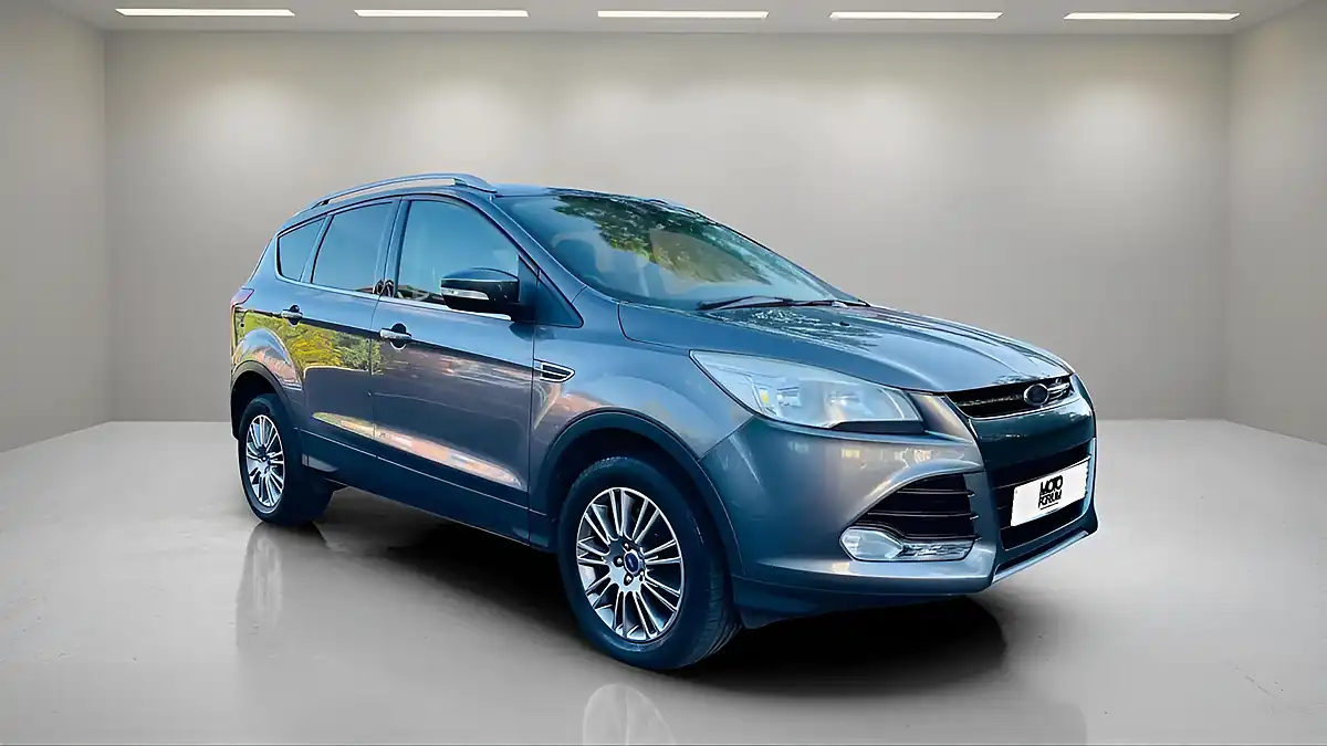Used 2014 Ford Kuga Titanium Grey - Front View