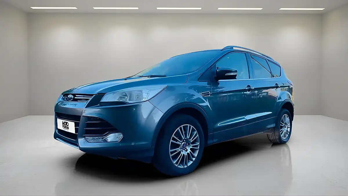 Used 2014 Ford Kuga Titanium Grey - Interior and Exterior details 2