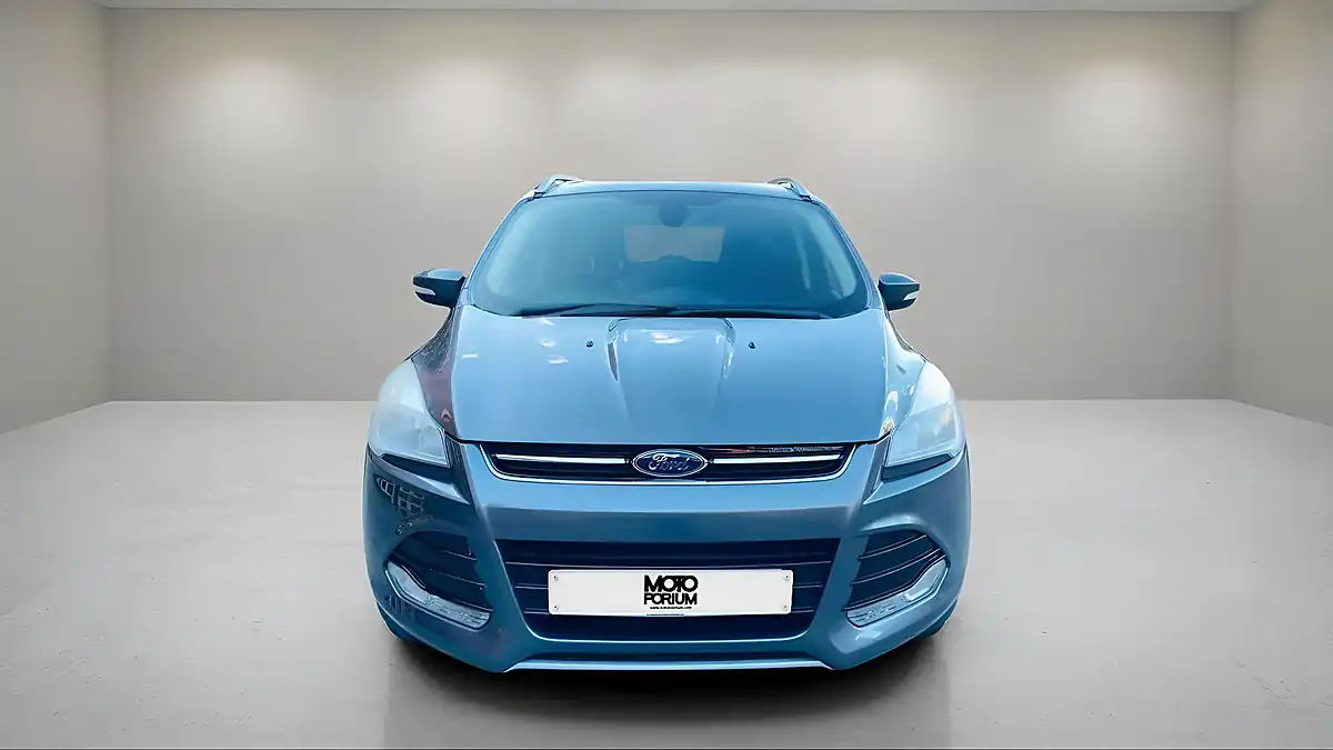 Used 2014 Ford Kuga Titanium Grey - Interior and Exterior details 3
