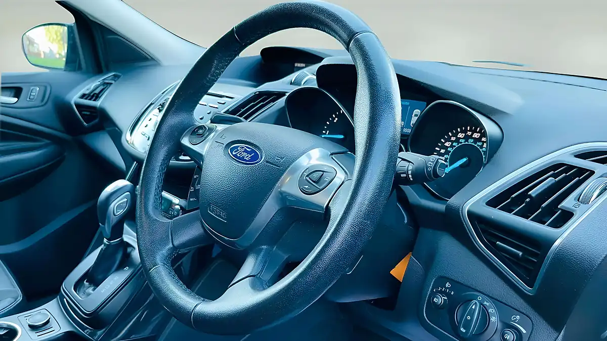 Used 2014 Ford Kuga Titanium Grey - Interior and Exterior details 8