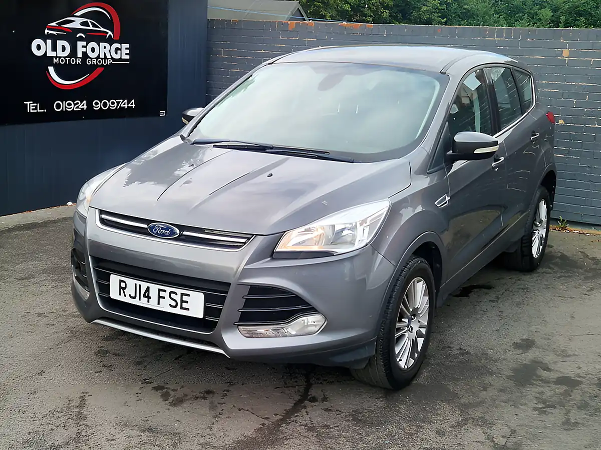 Used 2014 Ford Kuga Titanium Grey - Interior and Exterior details 5