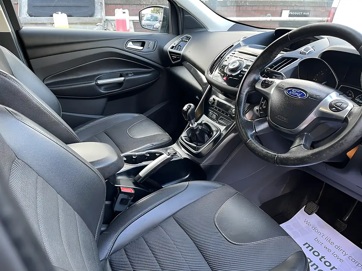 Used 2014 Ford Kuga Titanium Grey - Interior and Exterior details 10