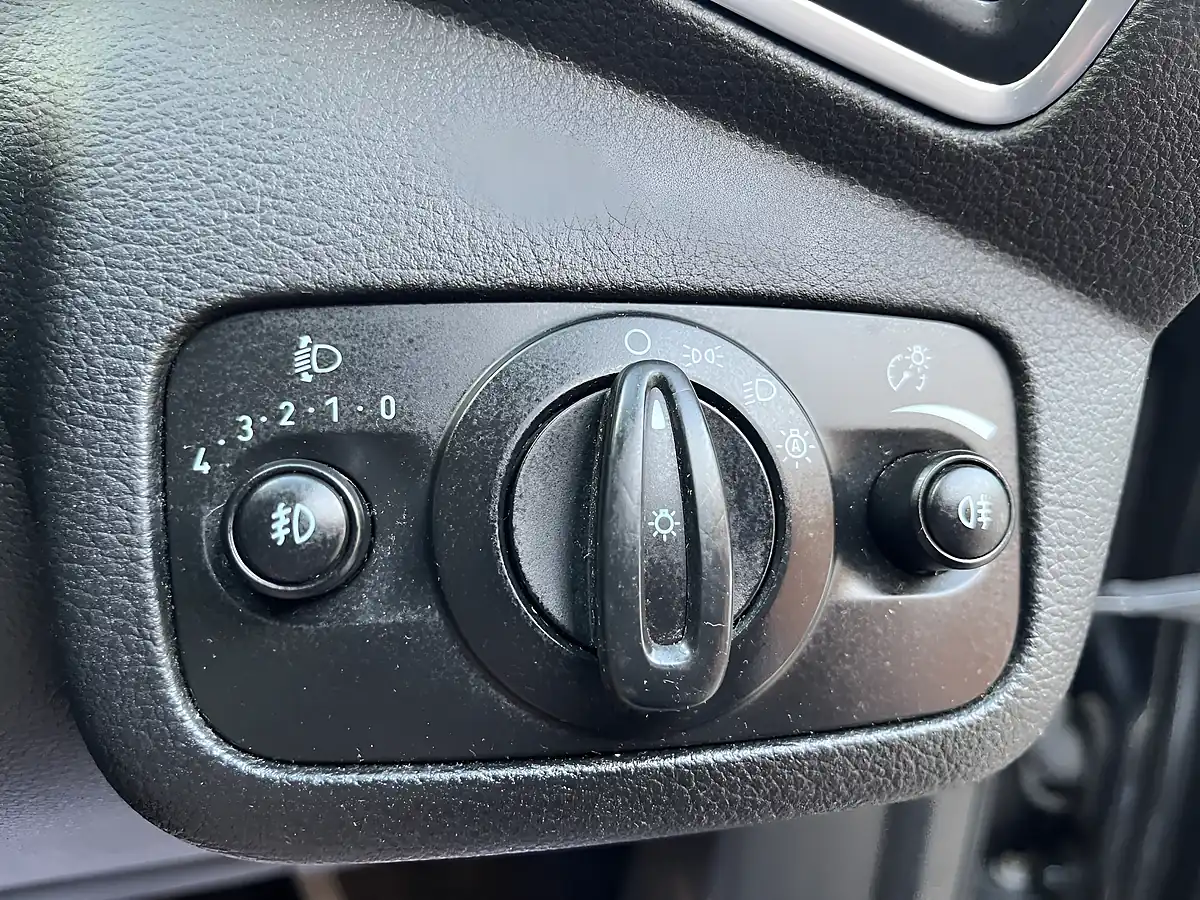 Used 2014 Ford Kuga Titanium Grey - Interior and Exterior details 15