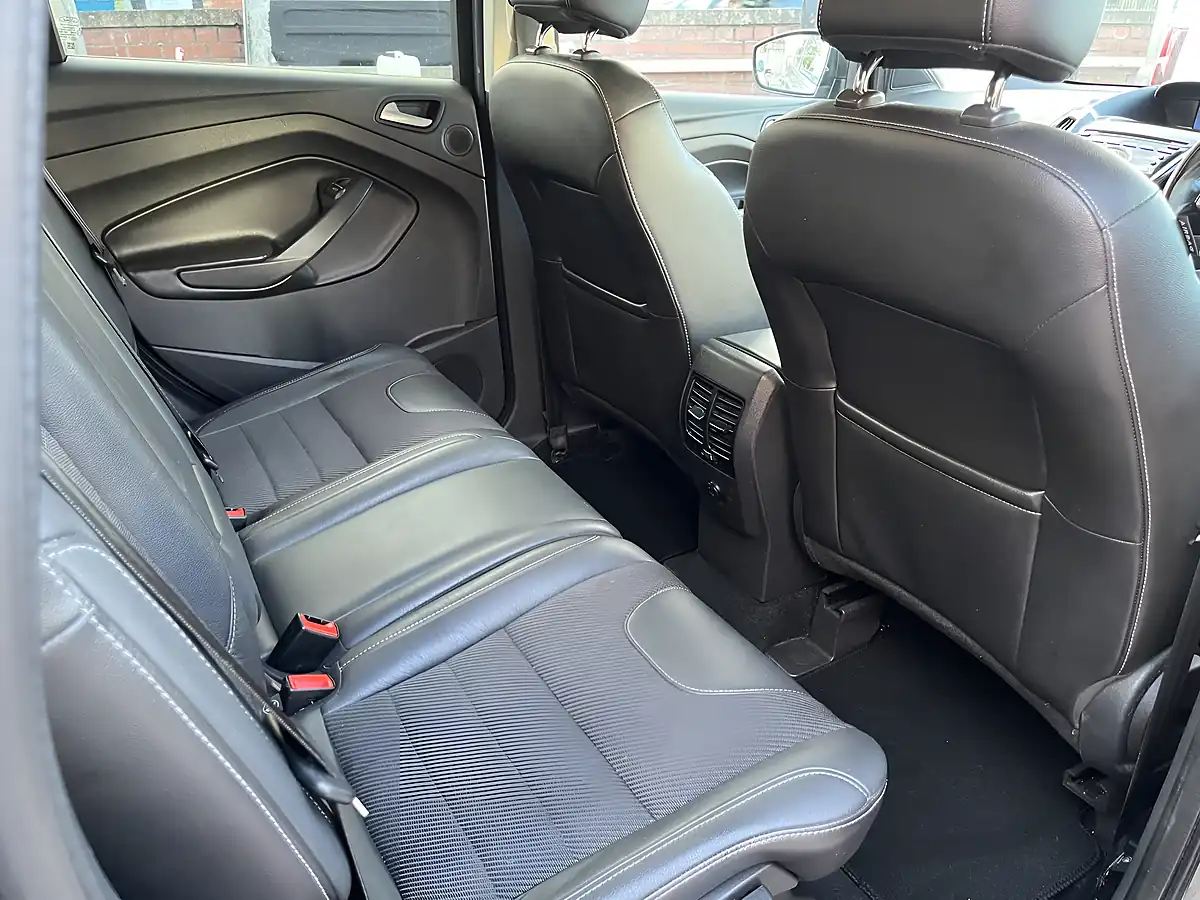 Used 2014 Ford Kuga Titanium Grey - Interior and Exterior details 19