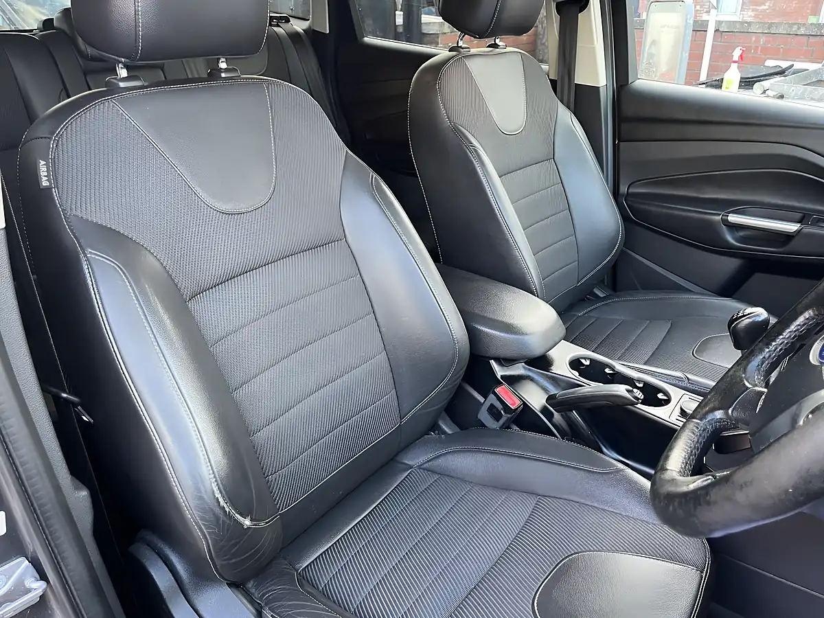 Used 2014 Ford Kuga Titanium Grey - Interior and Exterior details 9