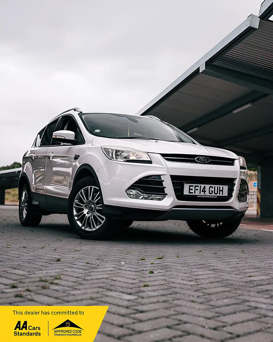 Used 2014 Ford Kuga Titanium White - Front View