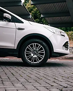 Used 2014 Ford Kuga Titanium White - Interior and Exterior details 13