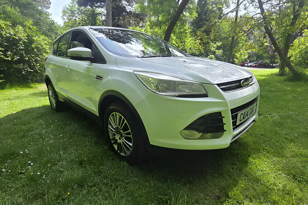 Used 2014 Ford Kuga Titanium White - Front View