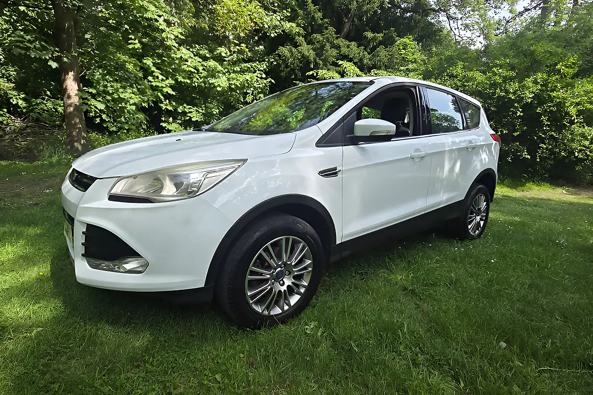 Used 2014 Ford Kuga Titanium White - Interior and Exterior details 3