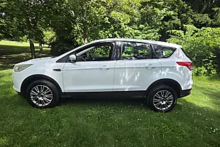Used 2014 Ford Kuga Titanium White - Interior and Exterior details 4