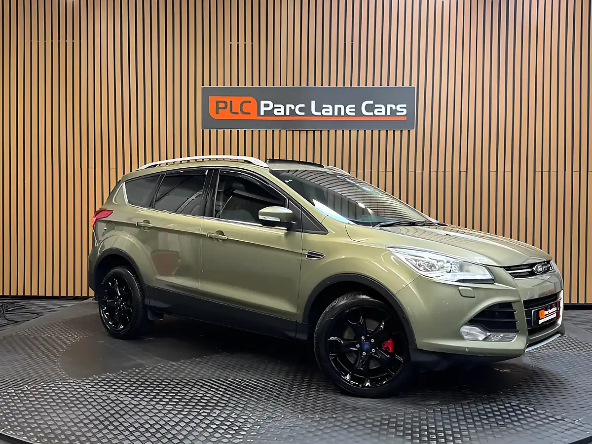 Used 2014 Ford Kuga Titanium X Ginger Ale Metallic - Front View