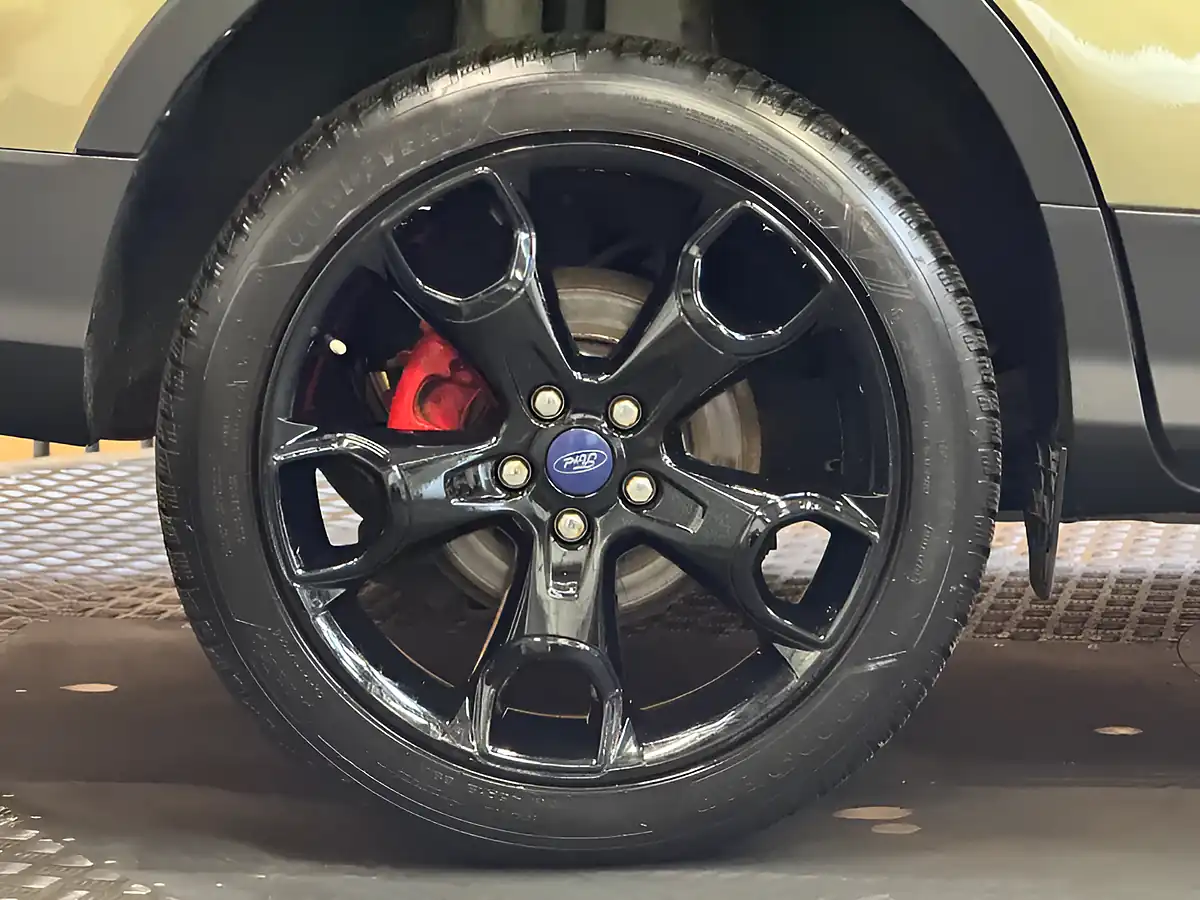 Used 2014 Ford Kuga Titanium X Ginger Ale Metallic - Interior and Exterior details 10