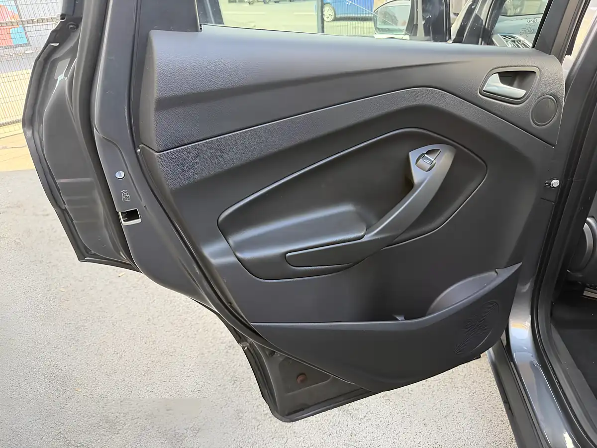 Used 2014 Ford Kuga Titanium X Grey - Interior and Exterior details 15