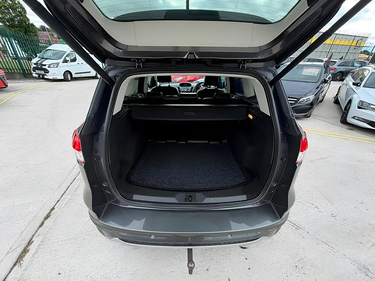 Used 2014 Ford Kuga Titanium X Sport Grey - Interior and Exterior details 16