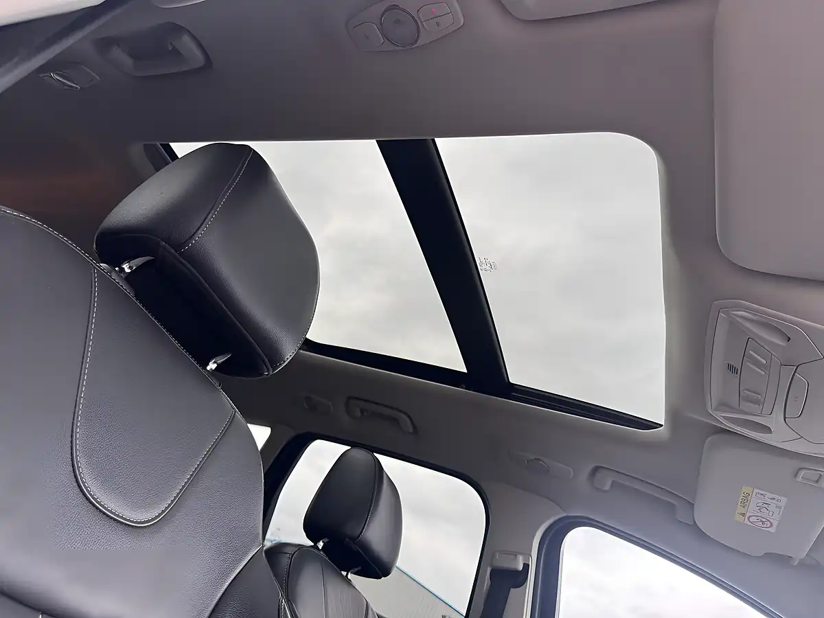 Used 2014 Ford Kuga Titanium X White - Interior and Exterior details 15