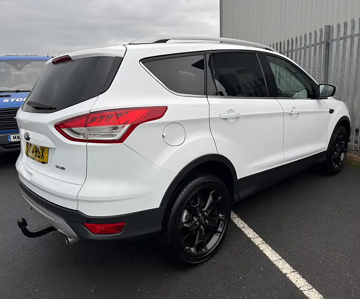 Used 2014 Ford Kuga Titanium X White - Interior and Exterior details 5