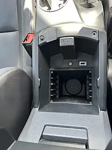 Used 2014 Ford Kuga White - Interior and Exterior details 14