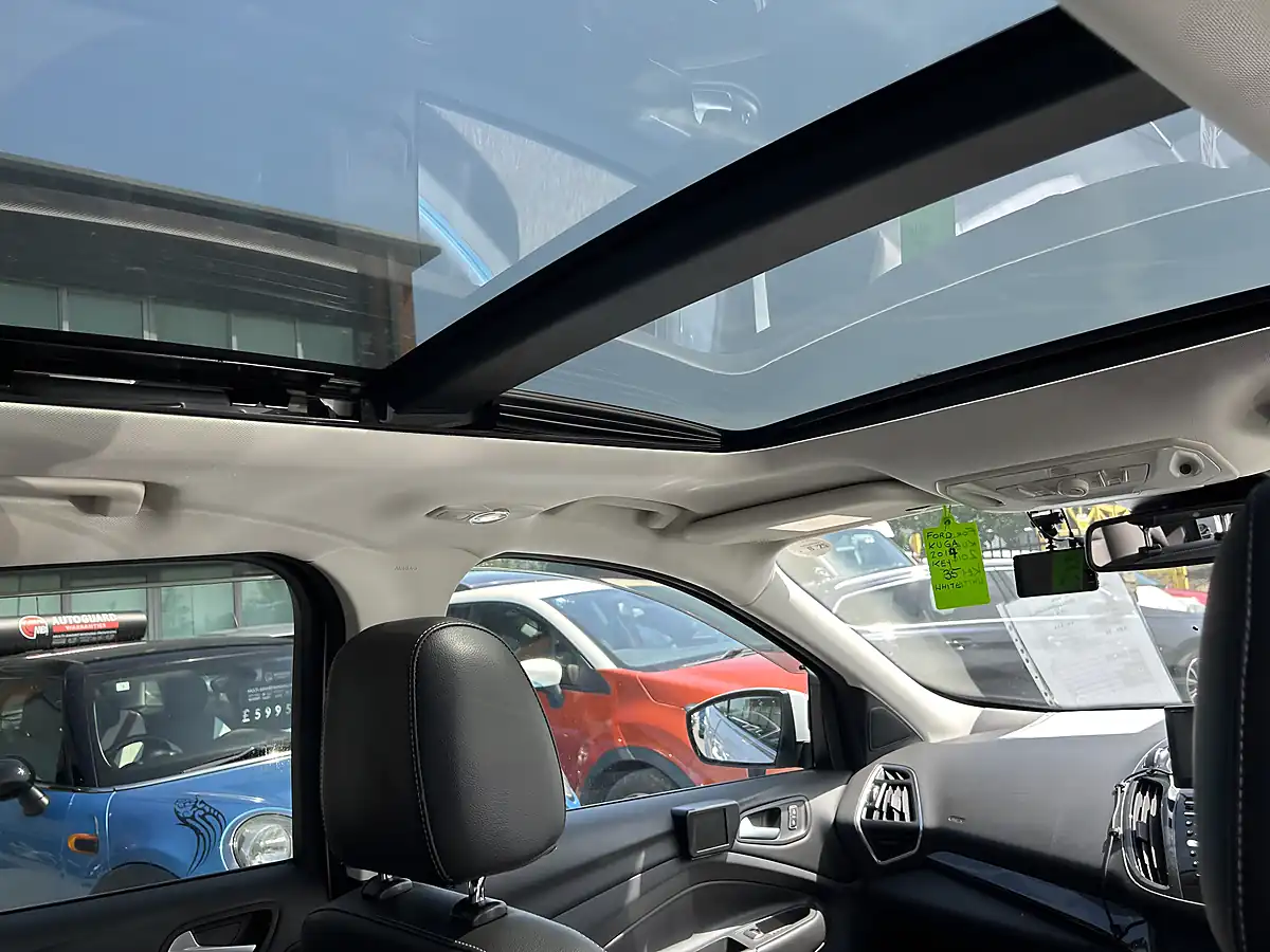 Used 2014 Ford Kuga White - Interior and Exterior details 19