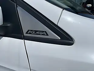 Used 2014 Ford Kuga White - Interior and Exterior details 8