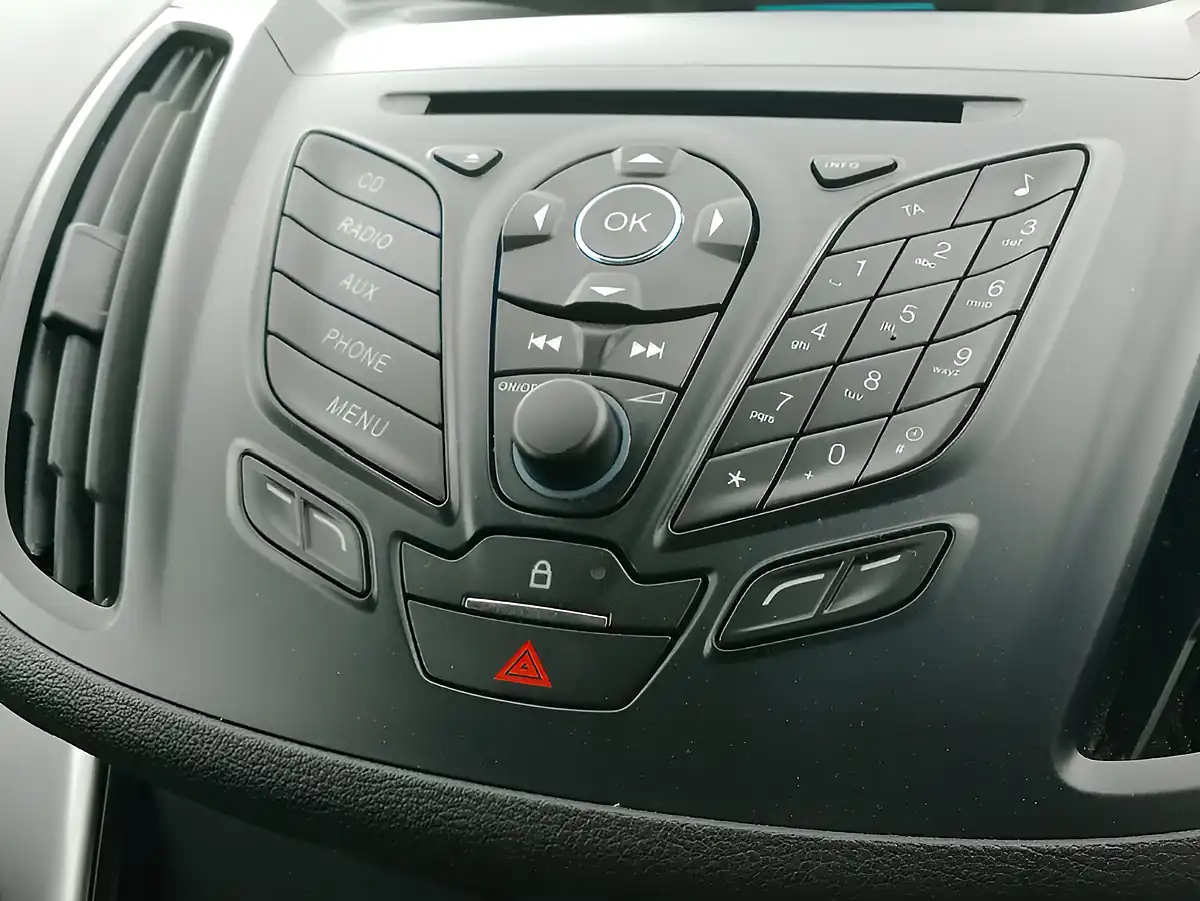 Used 2014 Ford Kuga Zetec Black - Interior and Exterior details 15
