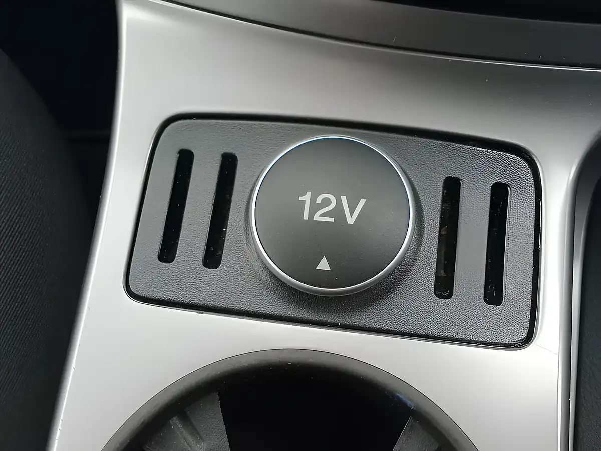 Used 2014 Ford Kuga Zetec Black - Interior and Exterior details 18