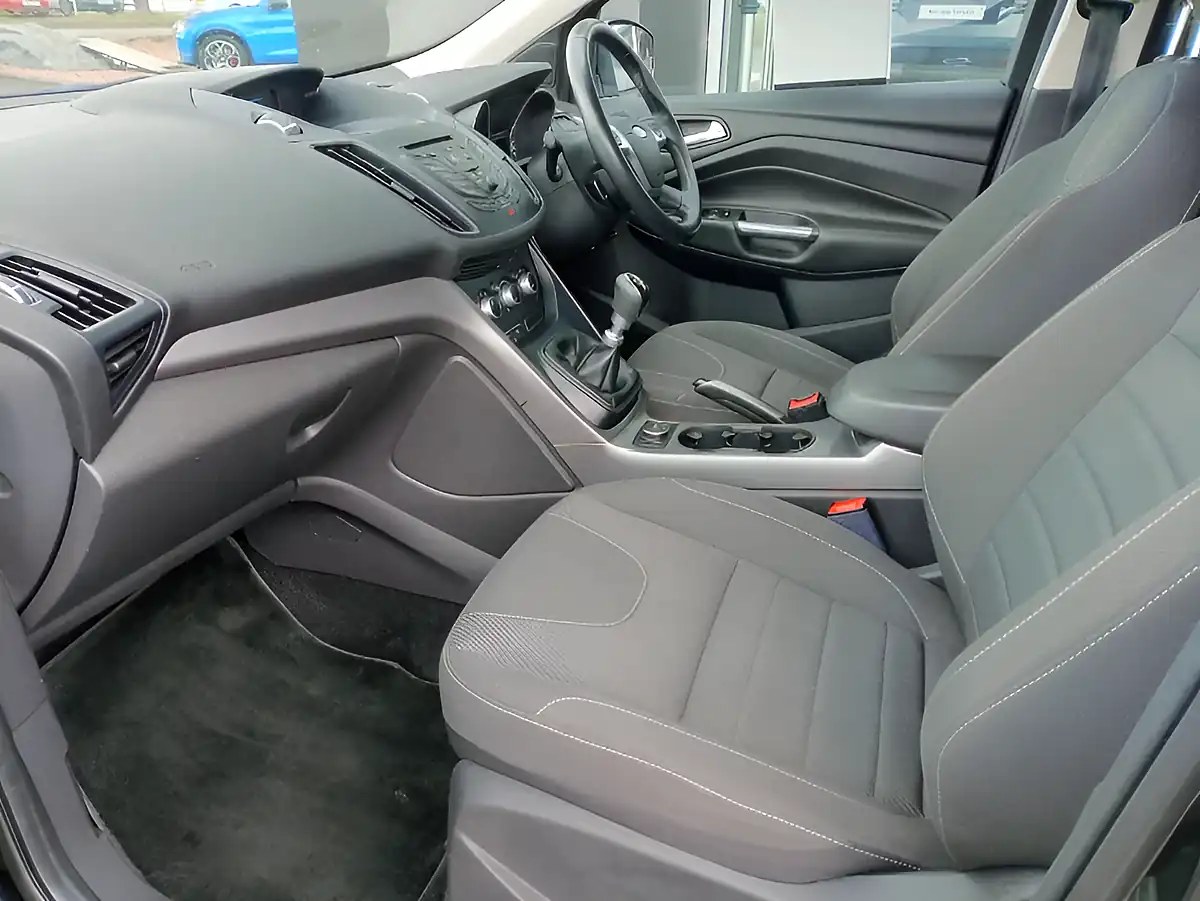 Used 2014 Ford Kuga Zetec Black - Interior and Exterior details 20
