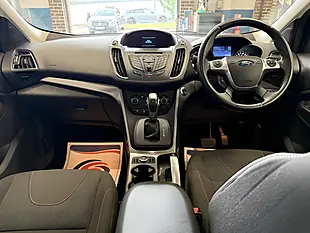 Used 2014 Ford Kuga Zetec Green - Interior and Exterior details 11