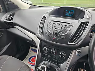 Used 2014 Ford Kuga Zetec Green - Interior and Exterior details 15