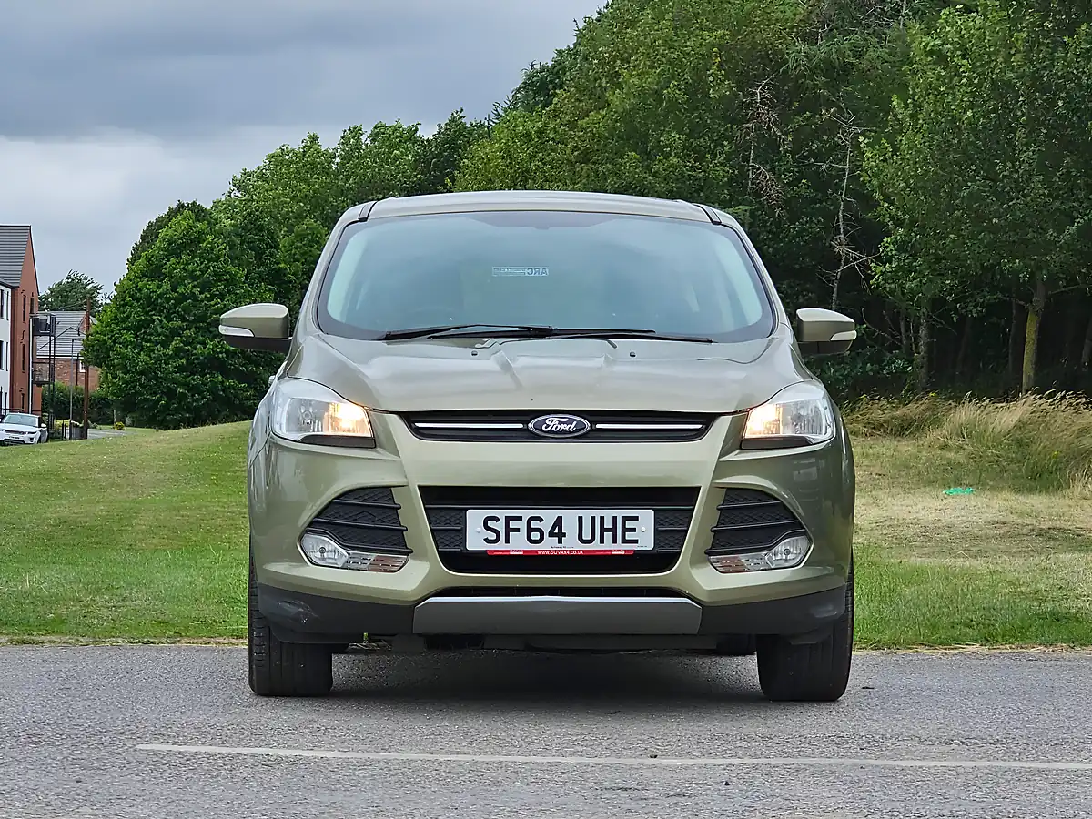 Used 2014 Ford Kuga Zetec Green - Interior and Exterior details 2
