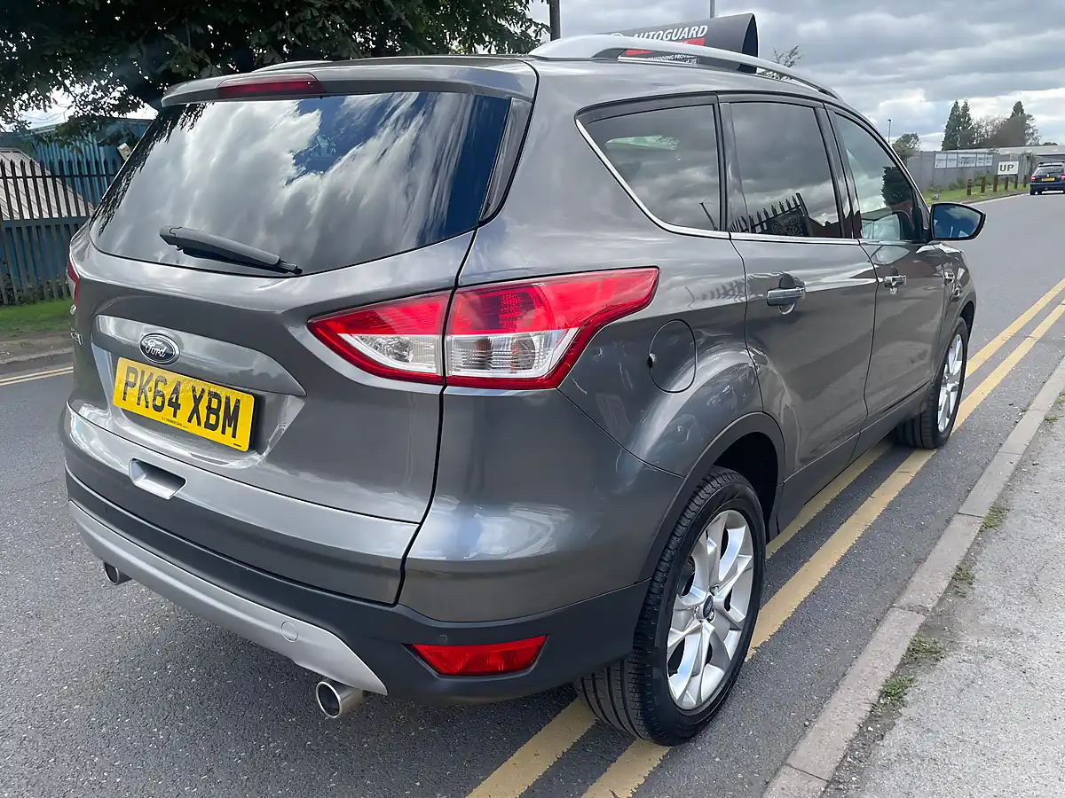 Used 2014 Ford Kuga Zetec Grey - Interior and Exterior details 6