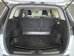 Used 2014 Ford Kuga Zetec White - Interior and Exterior details 15