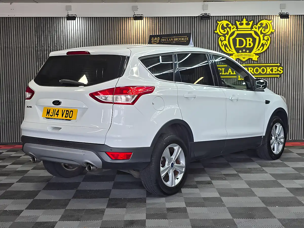 Used 2014 Ford Kuga Zetec White - Interior and Exterior details 3