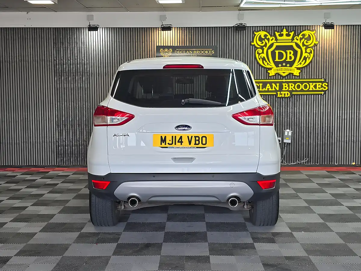 Used 2014 Ford Kuga Zetec White - Interior and Exterior details 4