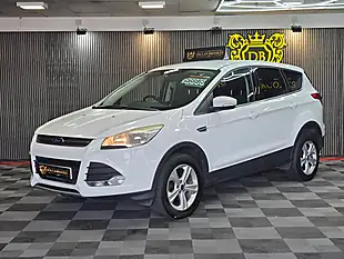 Used 2014 Ford Kuga Zetec White - Interior and Exterior details 7