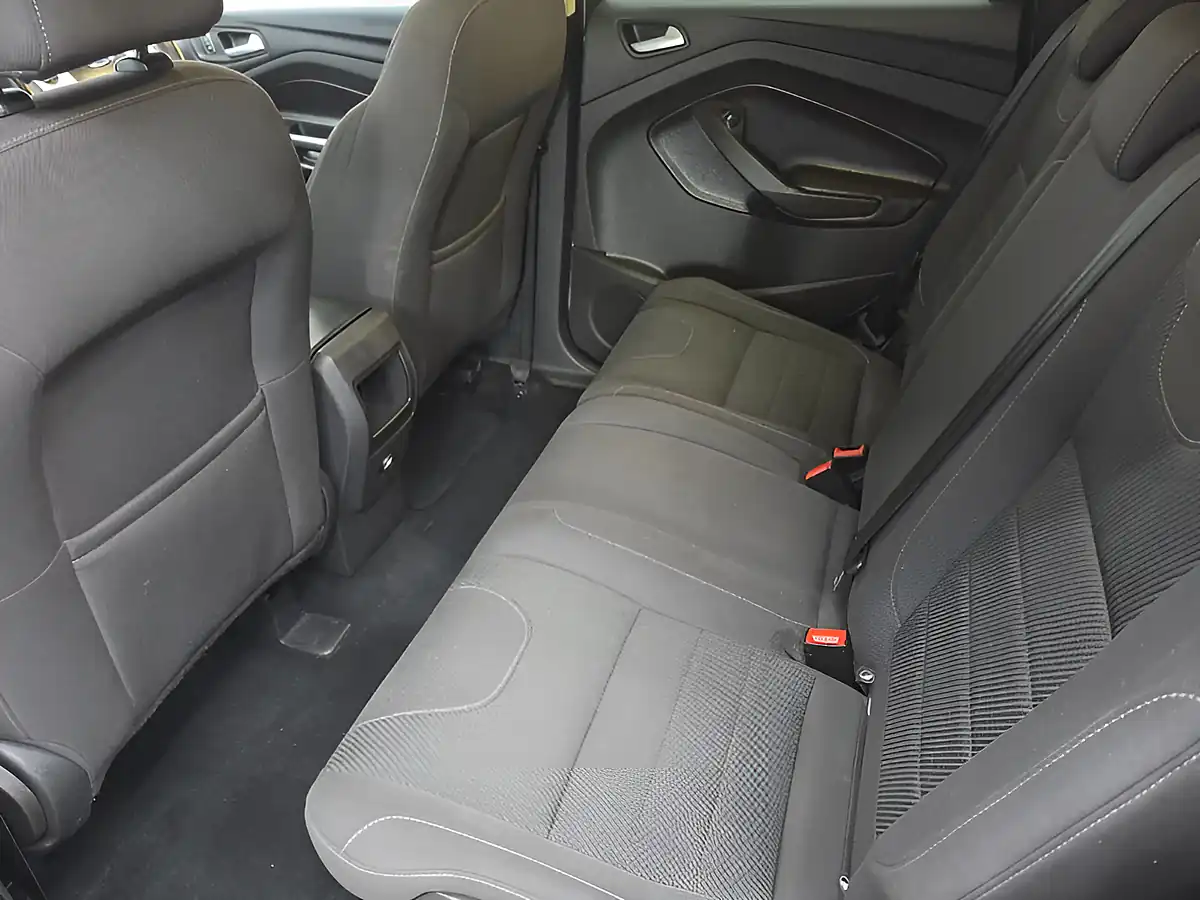 Used 2014 Ford Kuga Zetec White - Interior and Exterior details 15