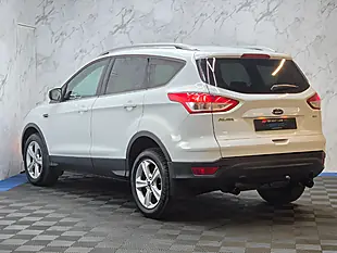 Used 2014 Ford Kuga Zetec White - Interior and Exterior details 7