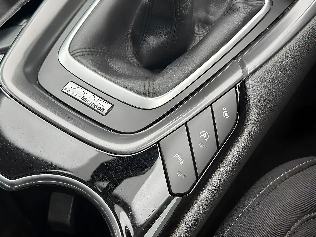 Used 2014 Ford Mondeo Titanium Black - Interior and Exterior details 15