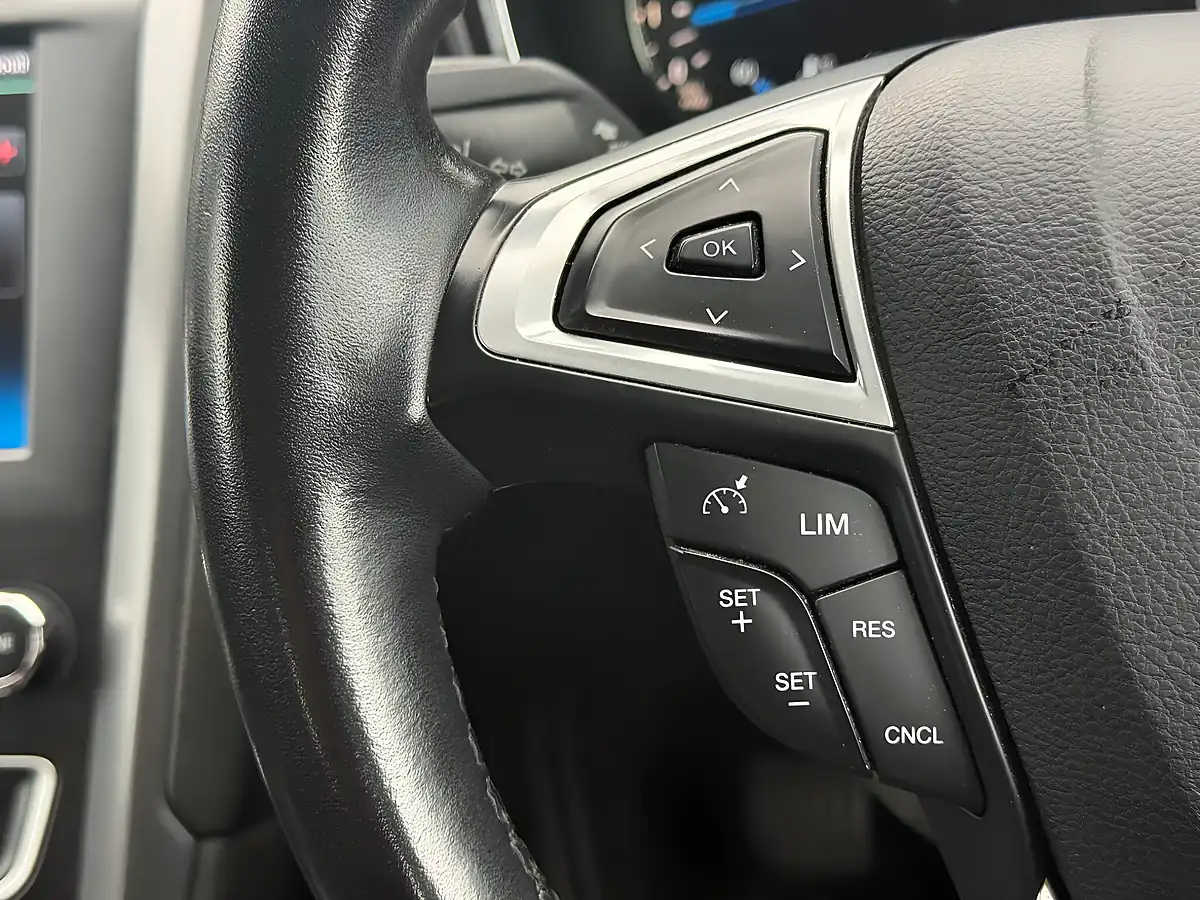 Used 2014 Ford Mondeo Titanium Black - Interior and Exterior details 16