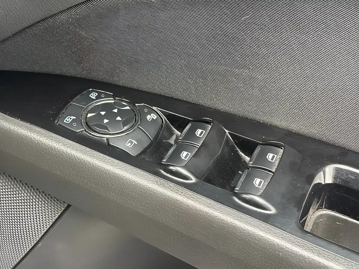 Used 2014 Ford Mondeo Titanium Black - Interior and Exterior details 17