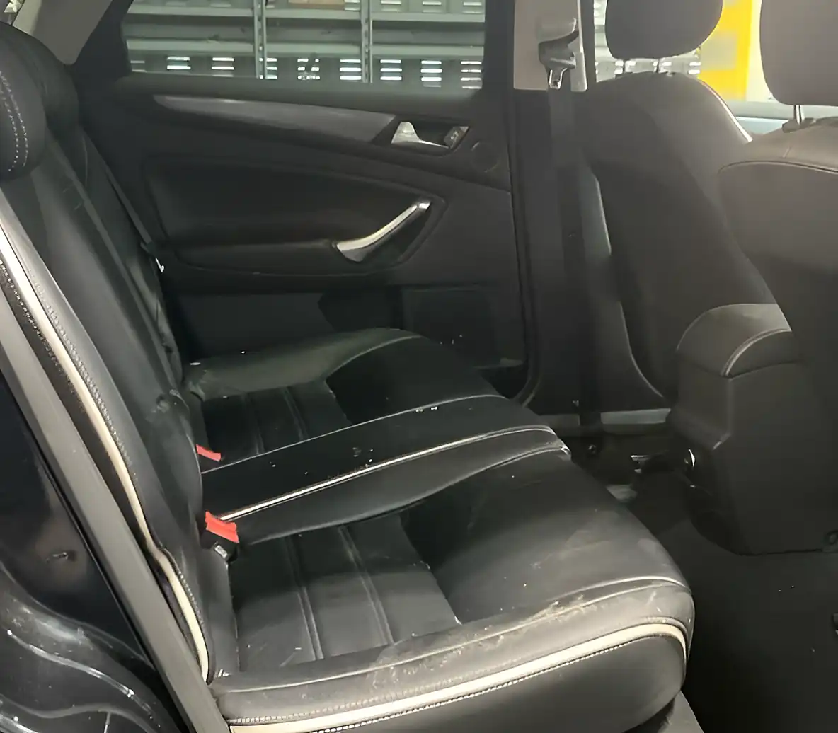 Used 2014 Ford Mondeo Titanium X Business Edition Black - Interior and Exterior details 4