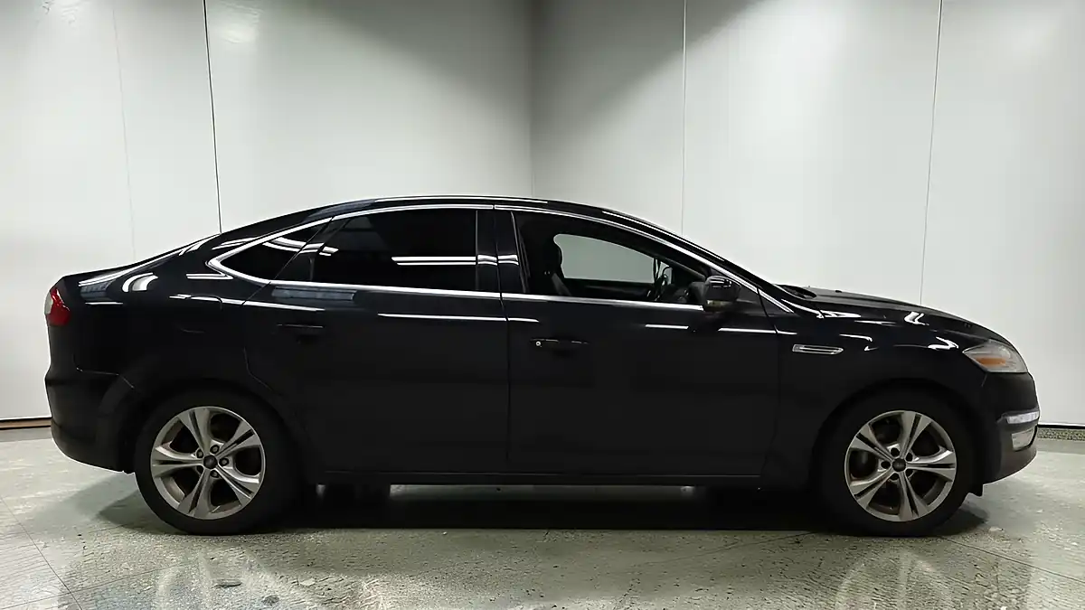 Used 2014 Ford Mondeo Titanium X Business Edition Black - Interior and Exterior details 9