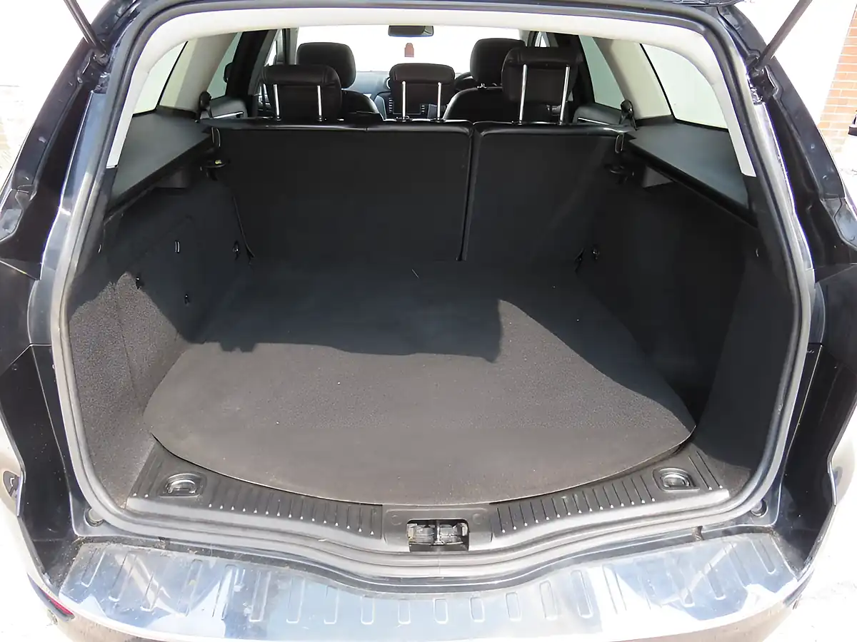 Used 2014 Ford Mondeo Titanium X Business Edition Black - Interior and Exterior details 10