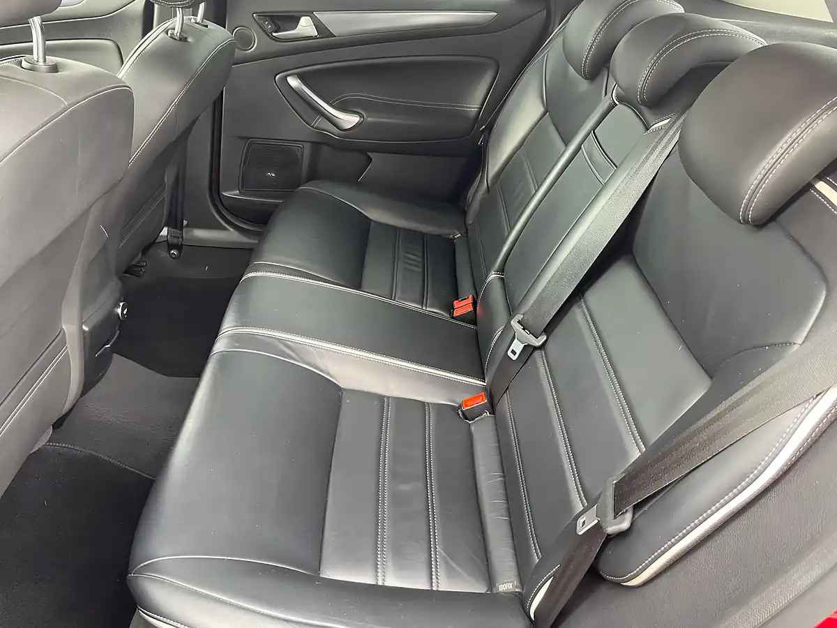 Used 2014 Ford Mondeo Titanium X Business Edition Red - Interior and Exterior details 12