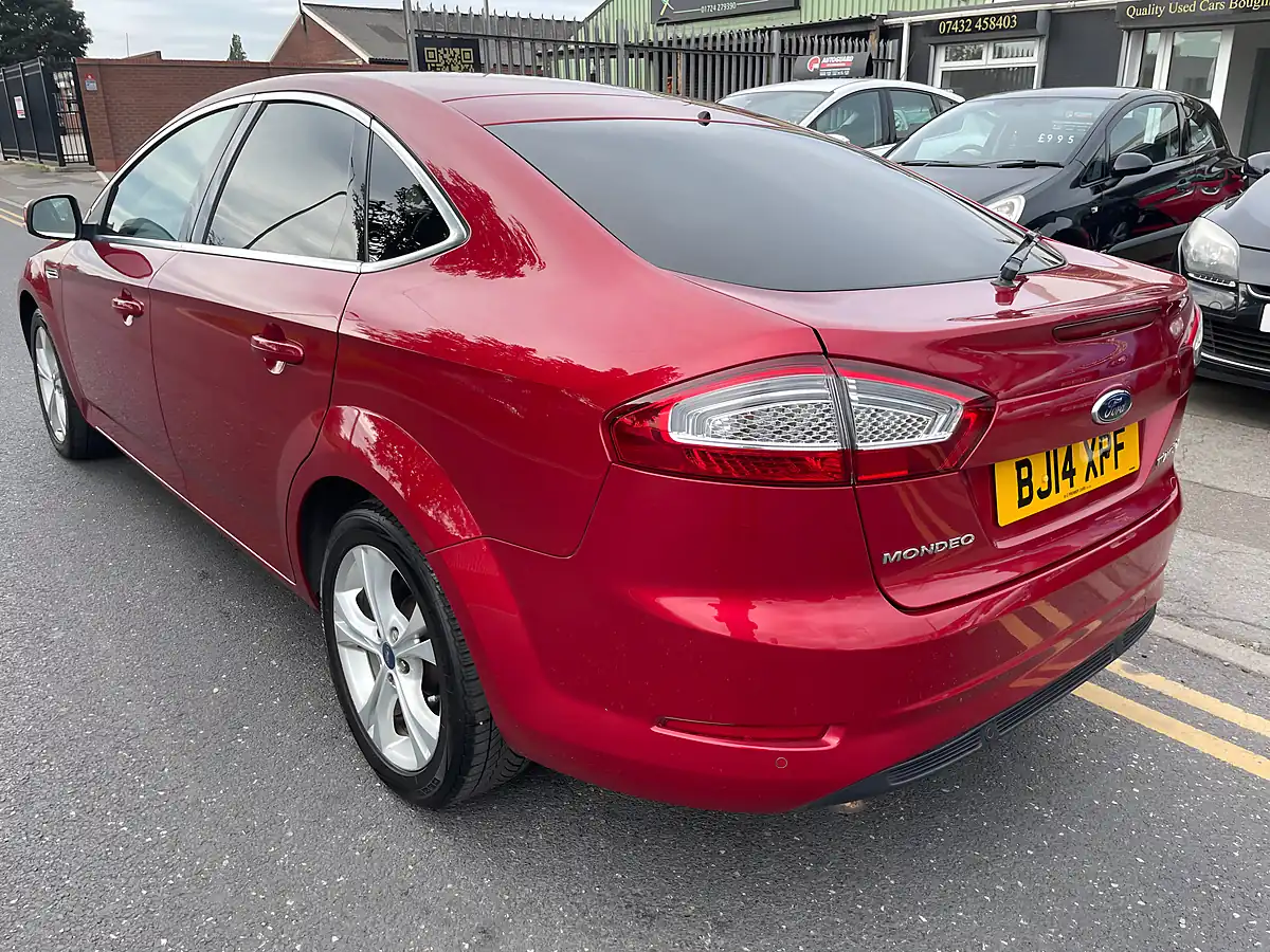 Used 2014 Ford Mondeo Titanium X Business Edition Red - Interior and Exterior details 3