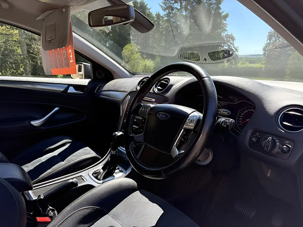 Used 2014 Ford Mondeo Titanium X Business Edition Silver - Interior and Exterior details 16