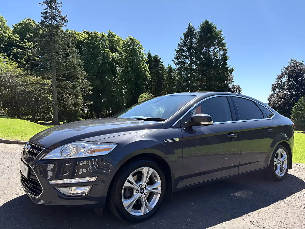Used 2014 Ford Mondeo Titanium X Business Edition Silver - Interior and Exterior details 4