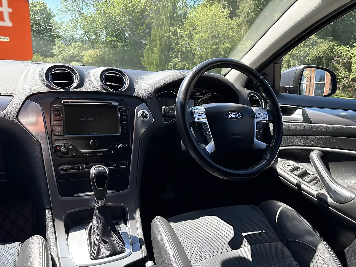 Used 2014 Ford Mondeo Titanium X Business Edition Silver - Interior and Exterior details 7